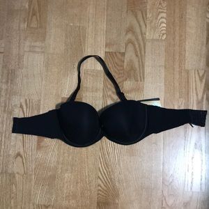 NWT Chantelle 32DDD Bandeau Style Black Bra